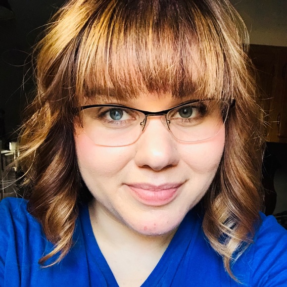 Meet your Posher, Rachel - Picture 1 of 1